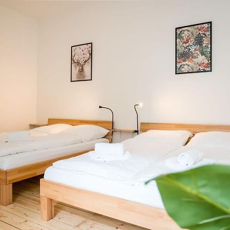 Spacious 3Br Plus Ac Self Check-In Street Parking Берлін Екстер'єр фото