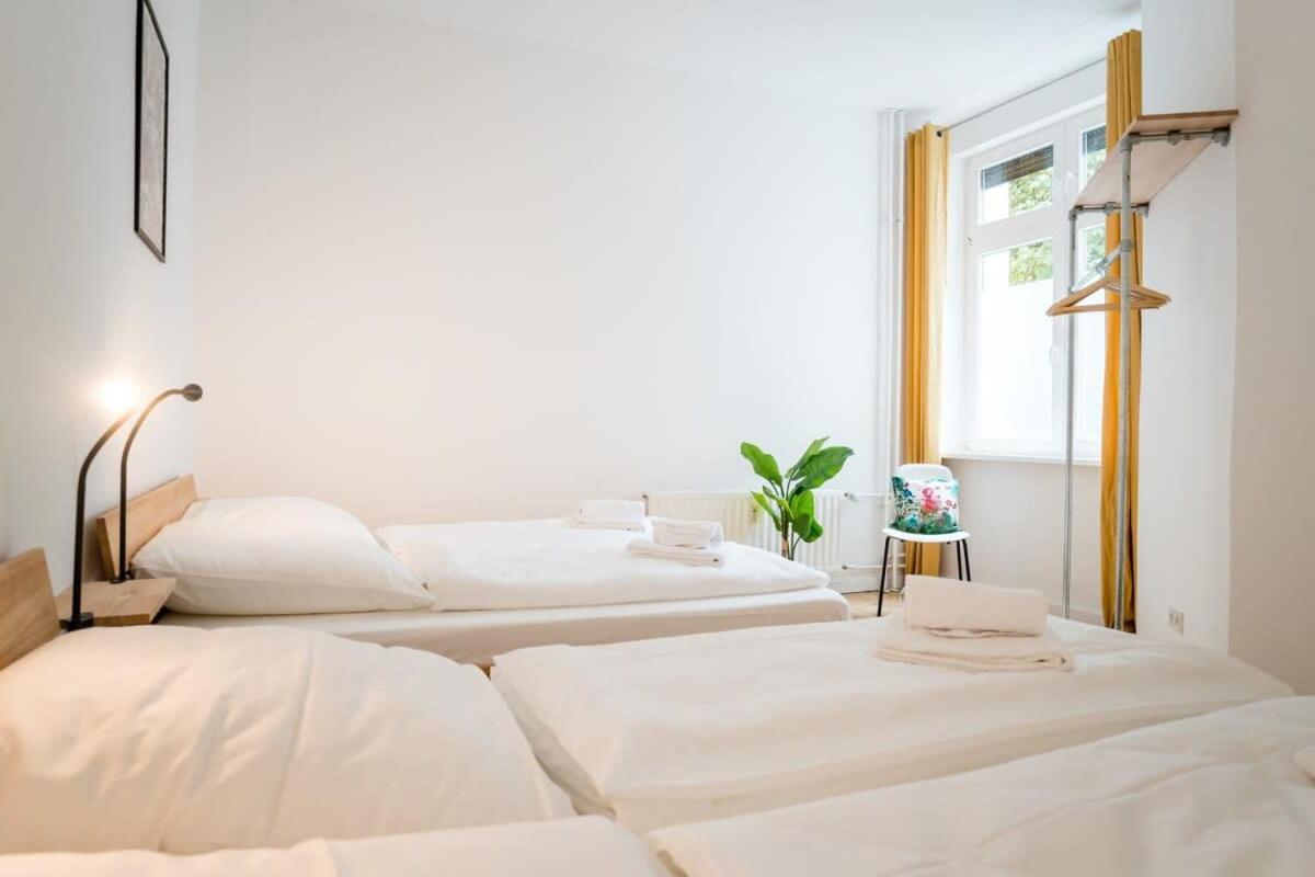 Spacious 3Br Plus Ac Self Check-In Street Parking Берлін Екстер'єр фото